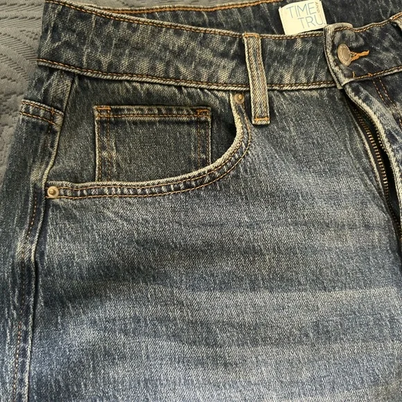 Women’s Barrel Fit Blue Jeans size 12 NWT - Picture 3 of 6